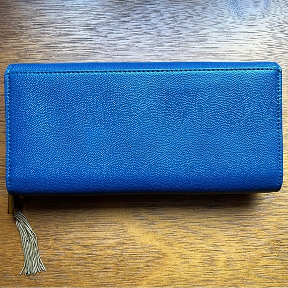 CHARLES & KEITH blue tassel detail long wallet - Picture 4 of 5